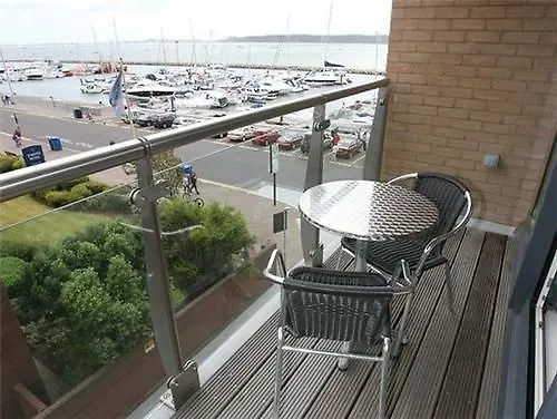Quay Holidays - Dolphin Quays