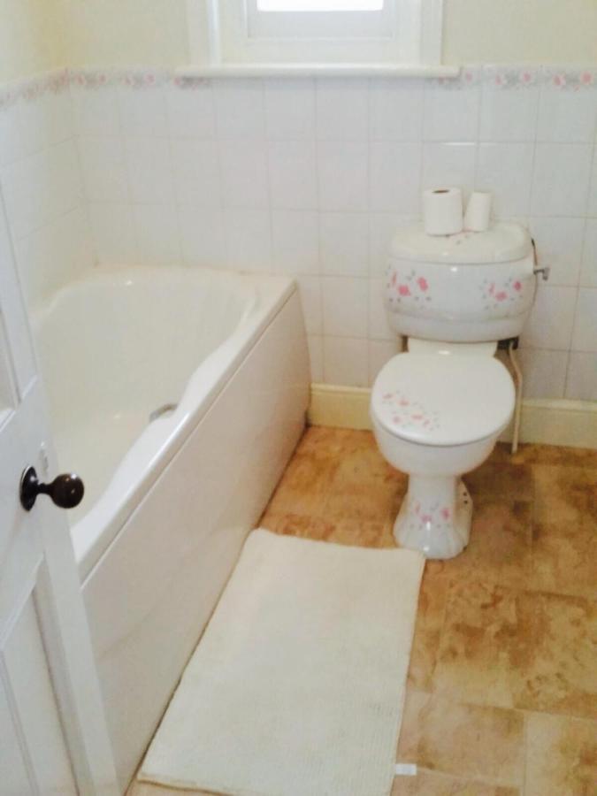 Hotel Oyo Kingland Court Poole