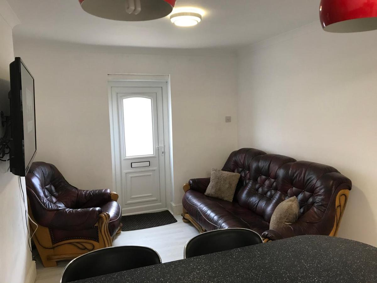 Victoria House Apartment
