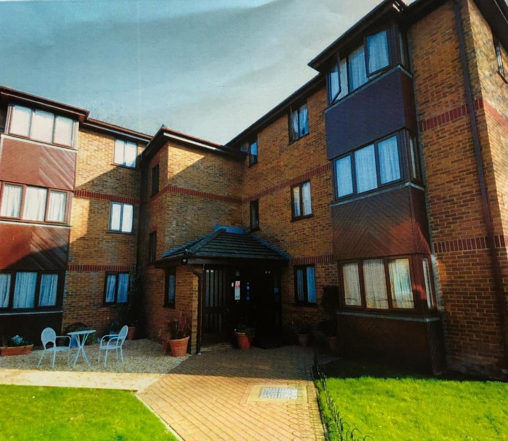 Quayside Close Holiday Apartment *