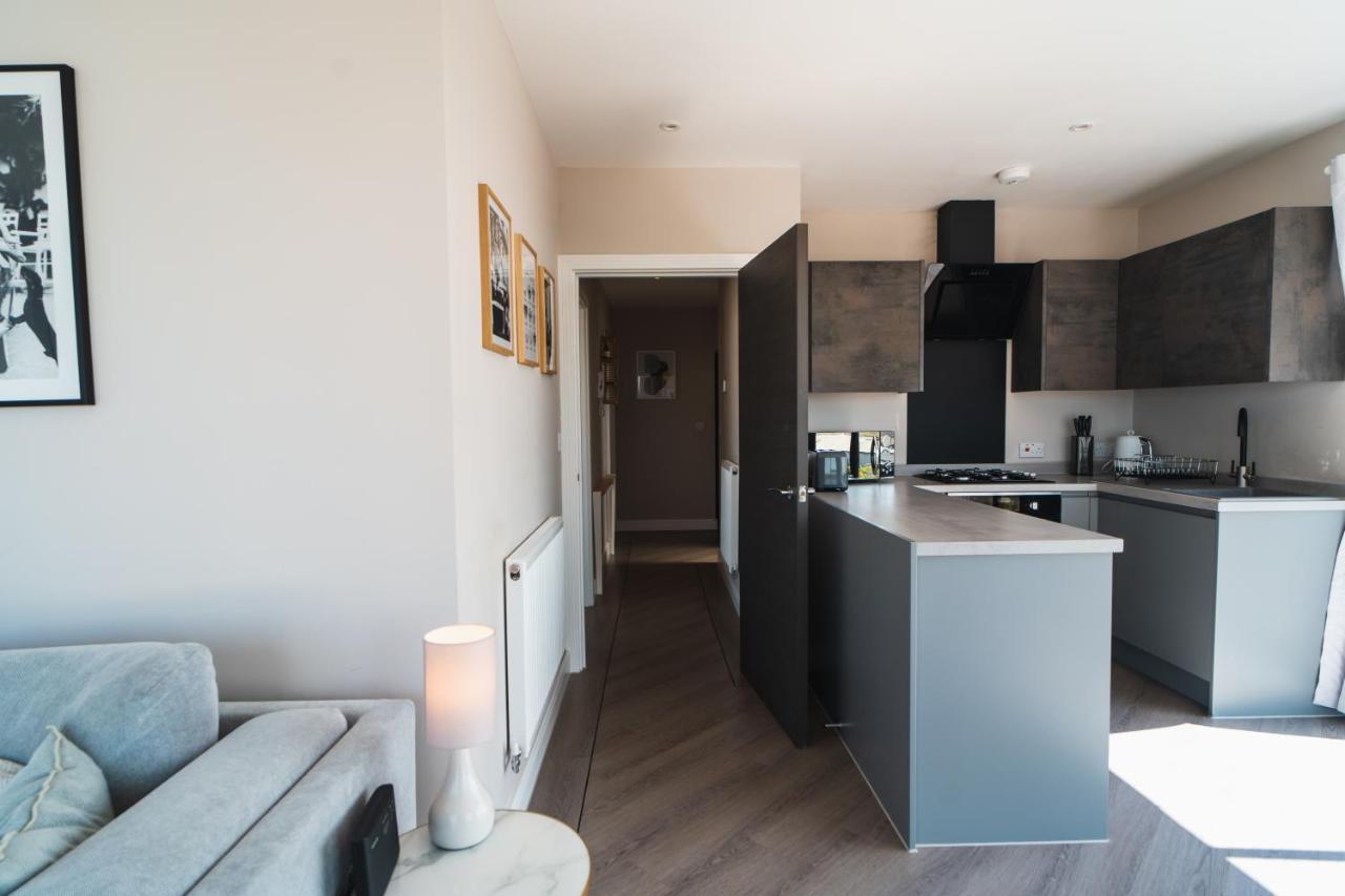 Penthouse - Harbour Views * Poole