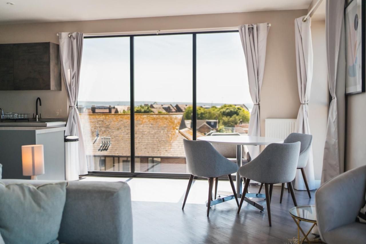 Penthouse - Harbour Views Apartment *