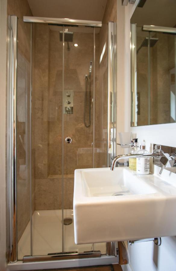 Quayside Quarters Guest house Poole
