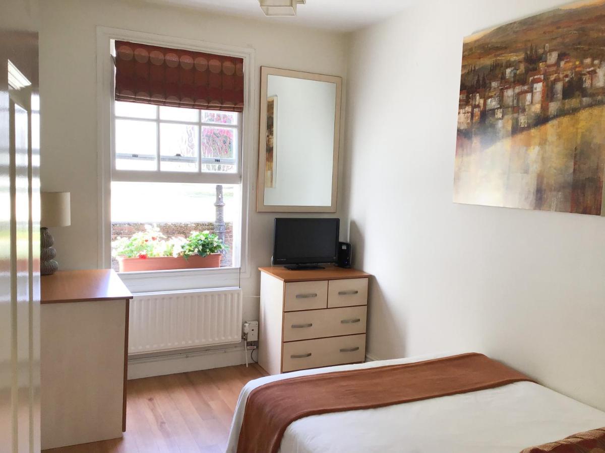 Guest house Quayside Quarters Poole