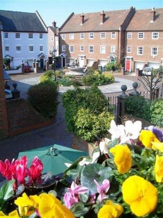 Guest house Quayside Quarters 3*