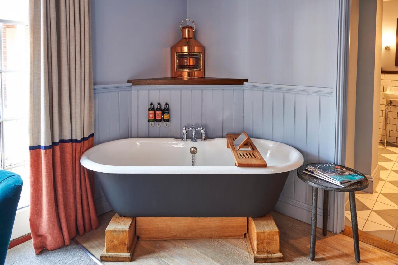 Du Vin Hotel 4*