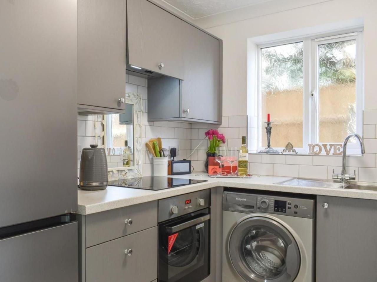 Apartment The Sashes: Cozy Near & Sandbanks *