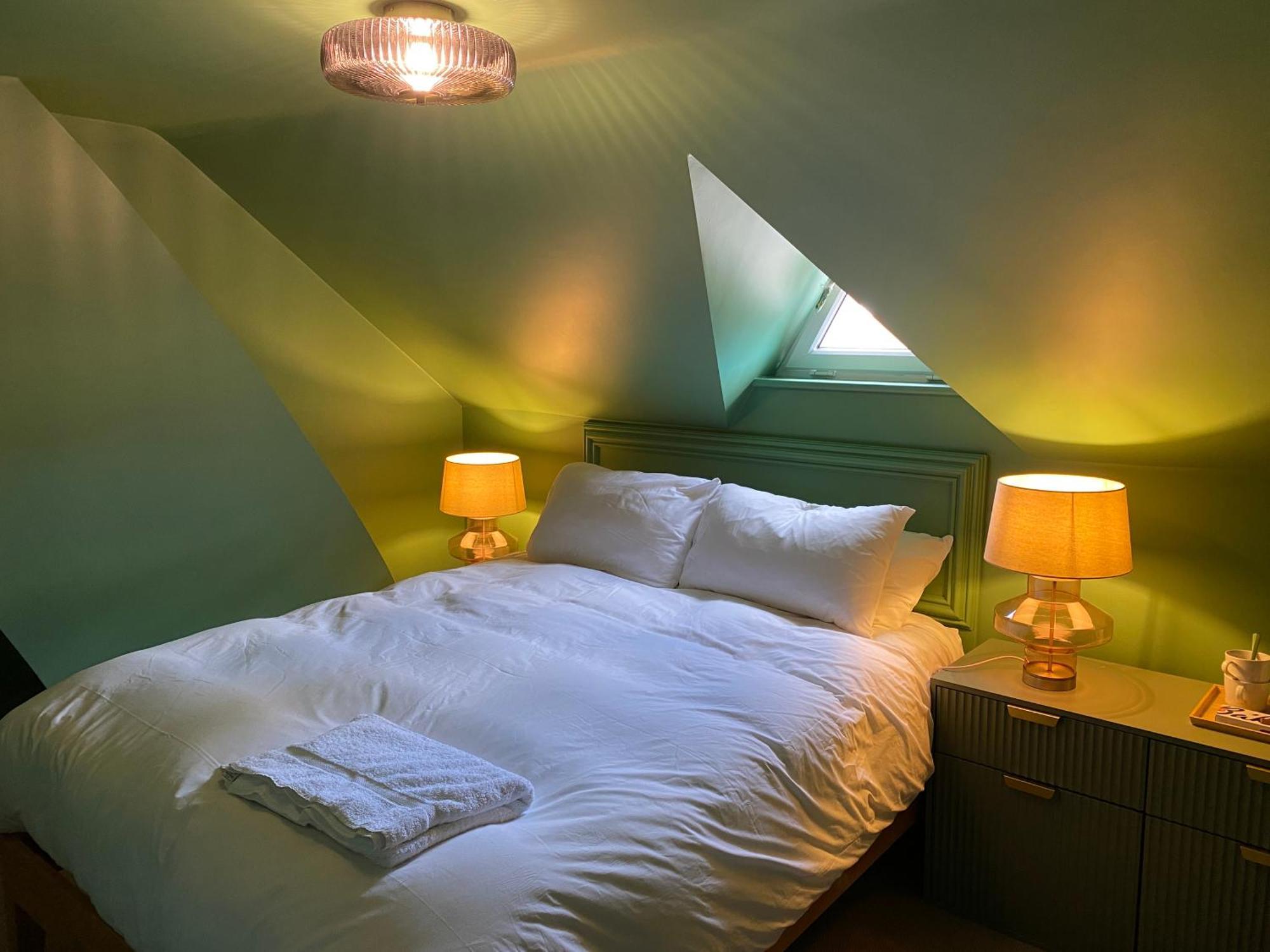 At The Quayside - Stylish En-suite On Quay Fully Refurbed *