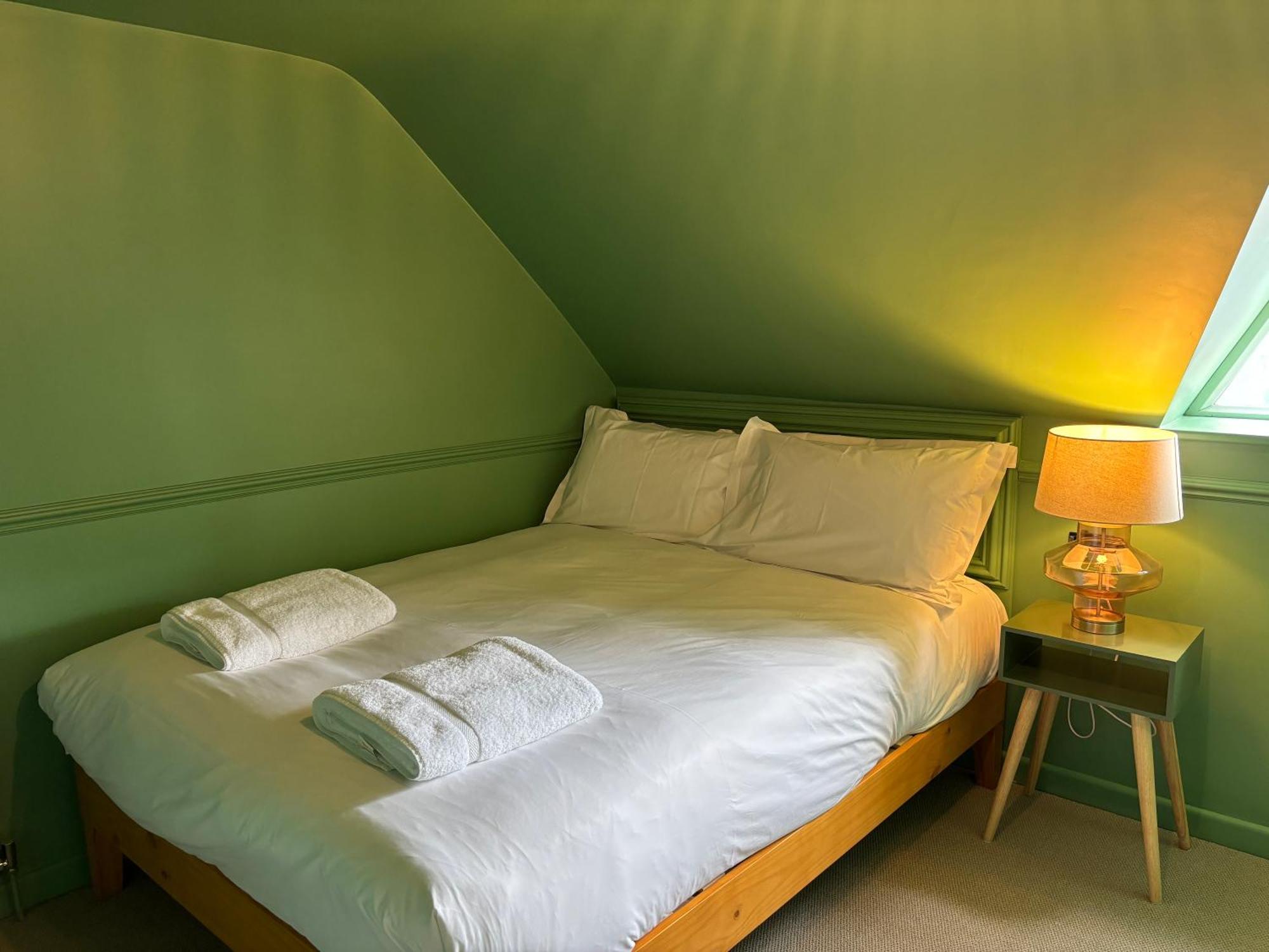 At The Quayside - Stylish En-suite On Quay Fully Refurbed