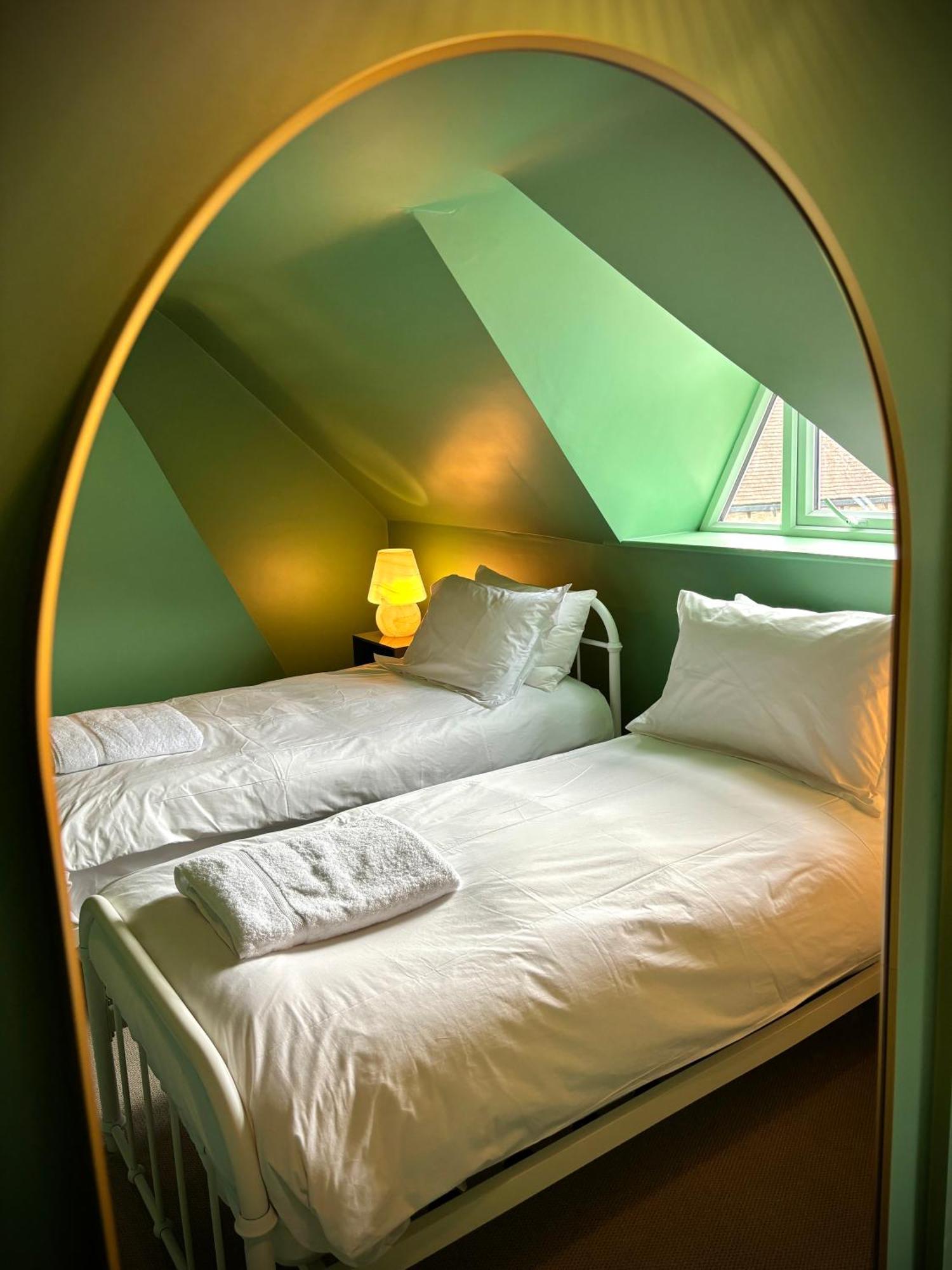At The Quayside - Stylish En-suite On Quay Fully Refurbed