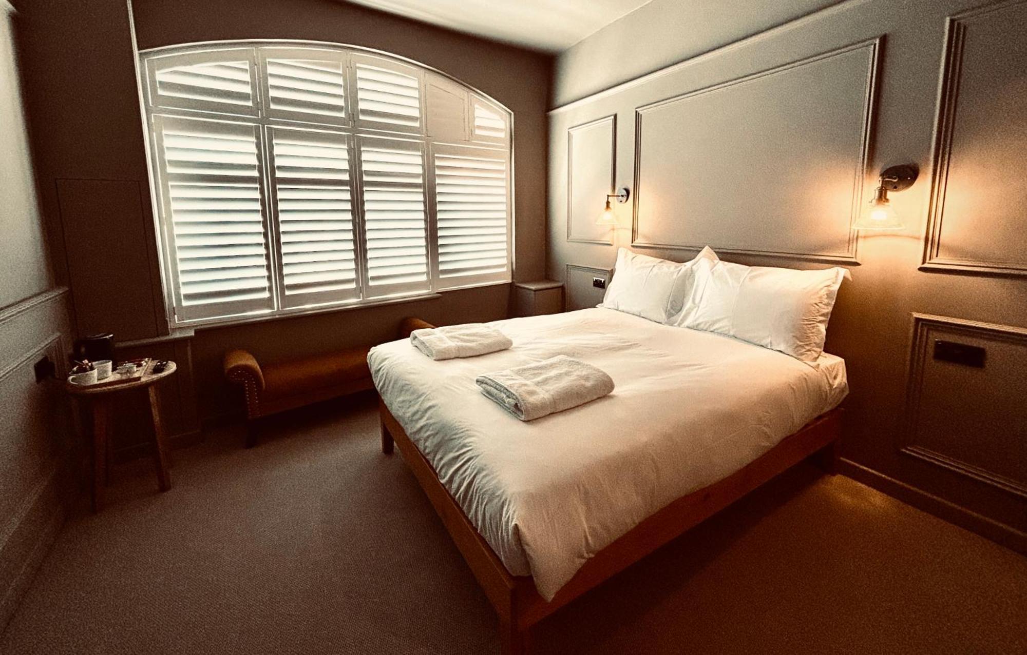 At The Quayside - Stylish En-suite On Quay Fully Refurbed