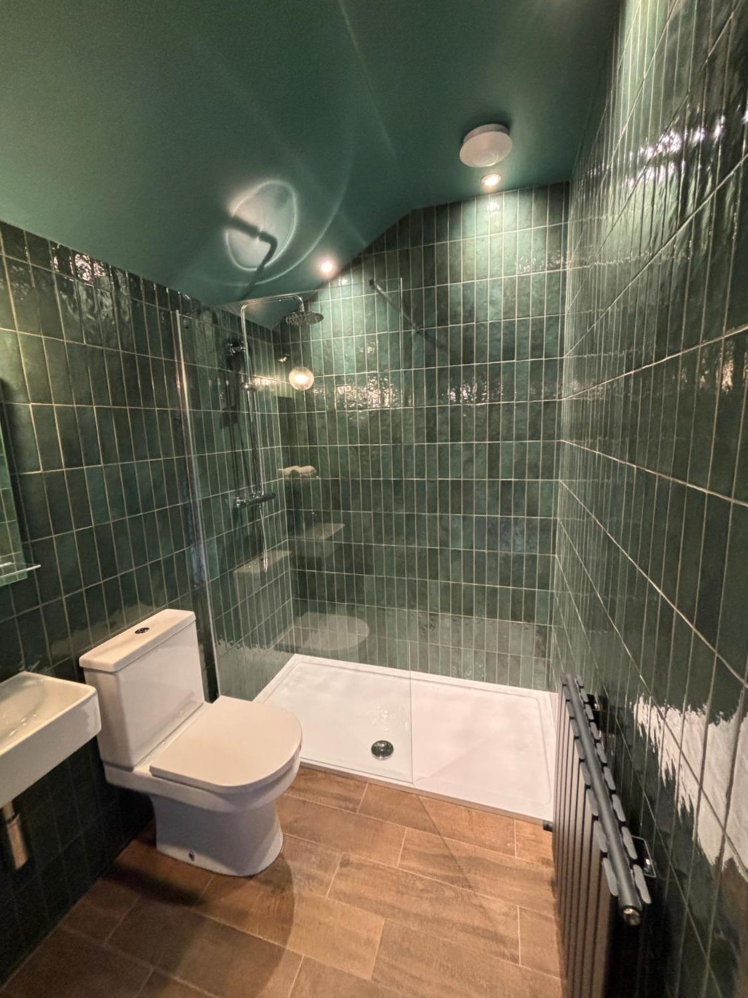 At The Quayside - Stylish En-suite On Quay Fully Refurbed Hotel *