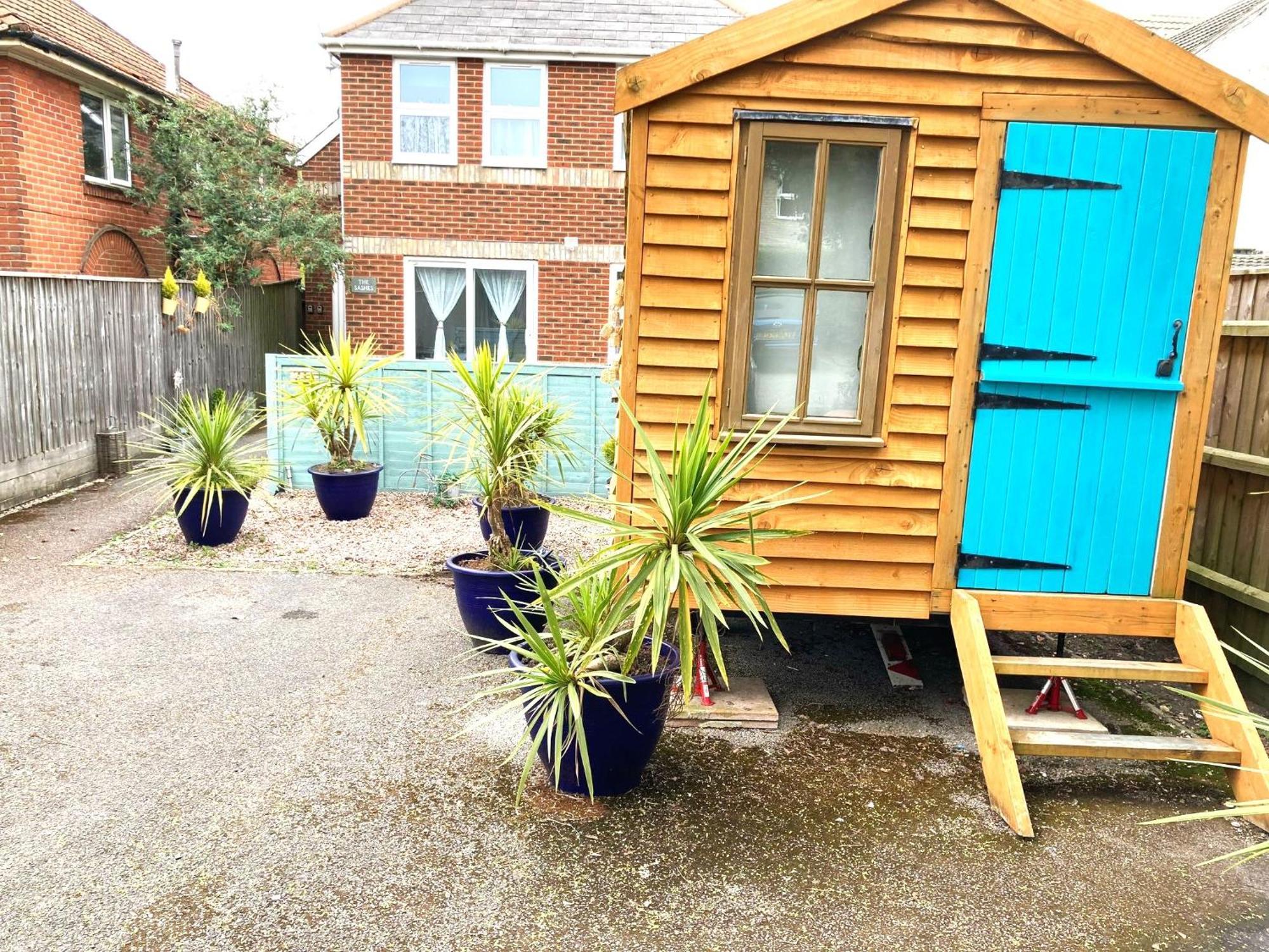 The Sashes: Cozy Near & Sandbanks Poole