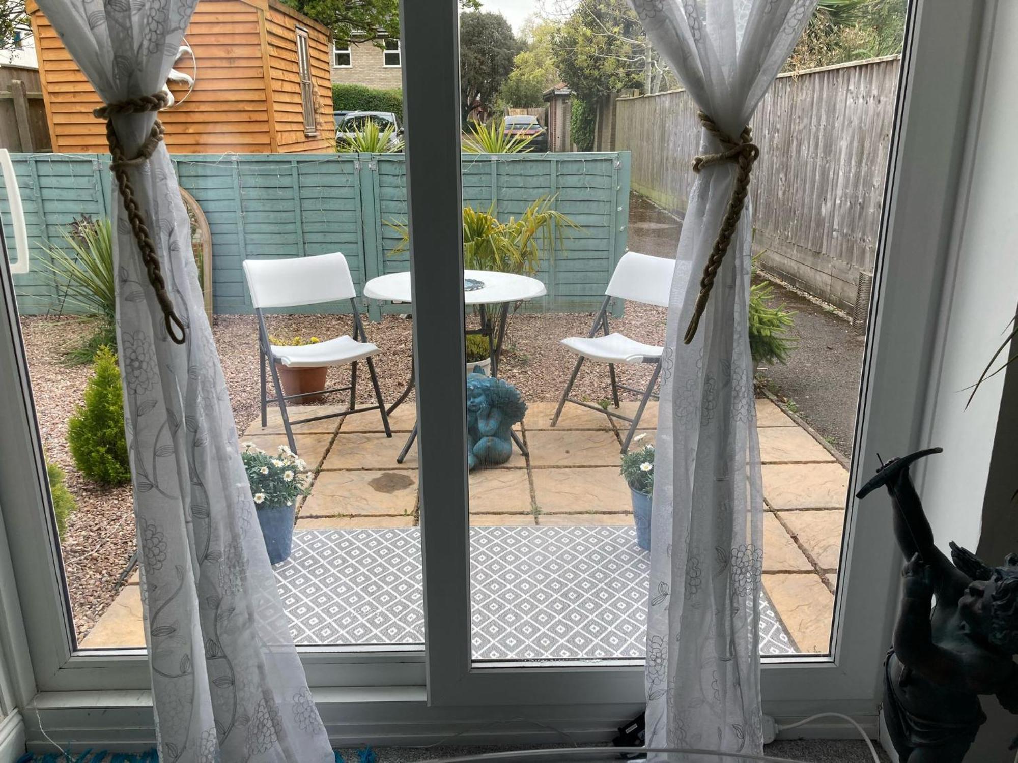 Apartment The Sashes: Cozy Near & Sandbanks *