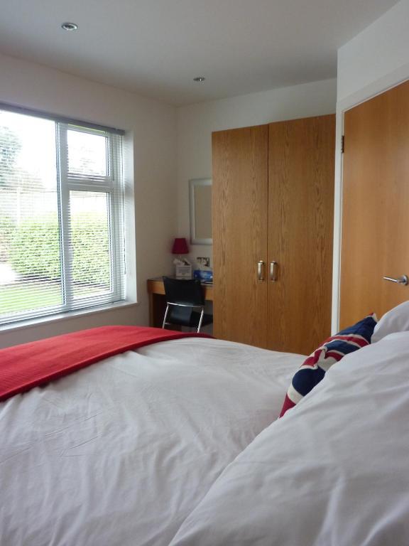 The White Lodge Bed & Breakfast Lytchett Minster