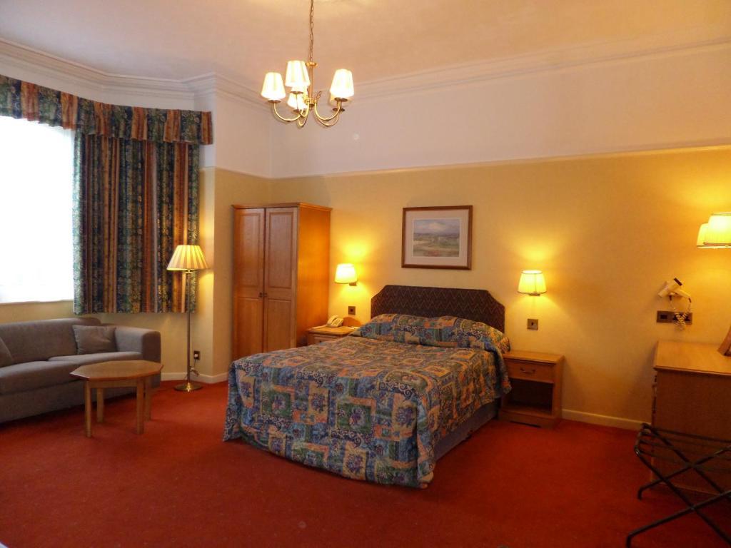 Arndale Court Hotel