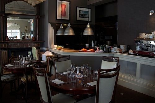 Ox Hotel, Bar, & Grill 3*