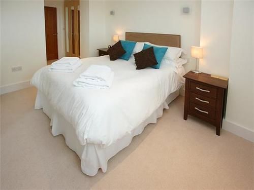 Quay Holidays - Dolphin Quays Poole
