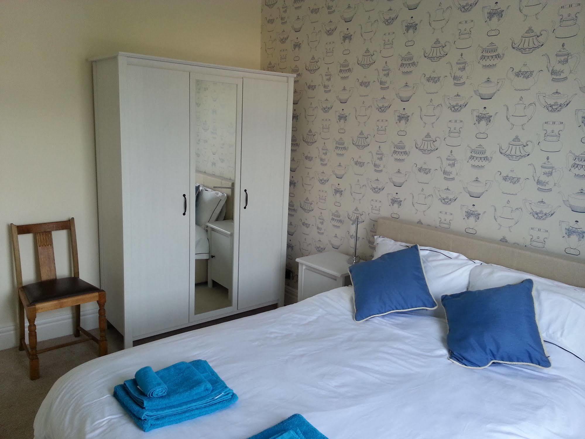 Parkstone 3* Poole