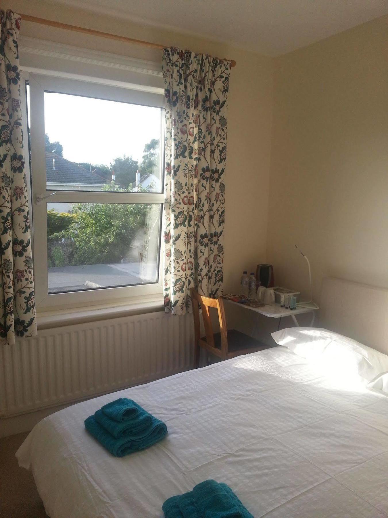 Parkstone 3*