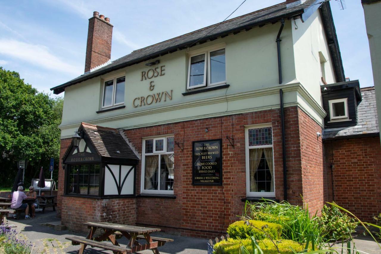 Rose And Crown Hotel