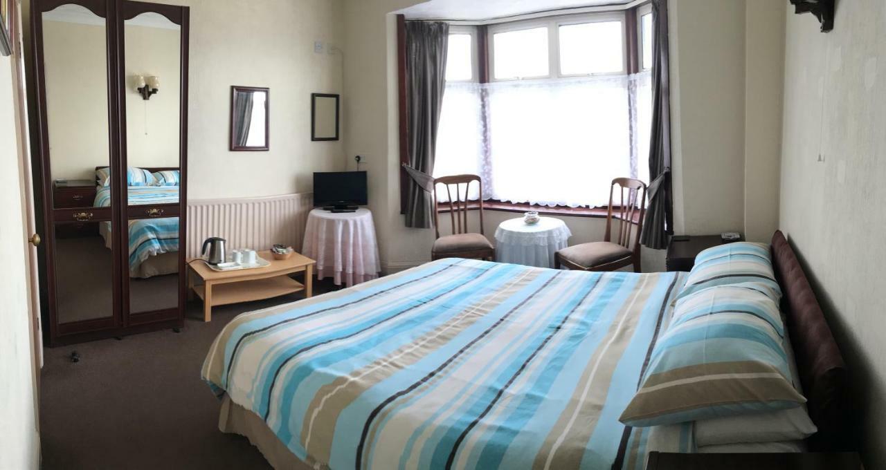 Seacourt Guest house Poole