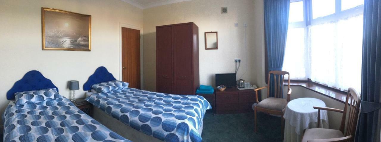 Seacourt 3* Poole