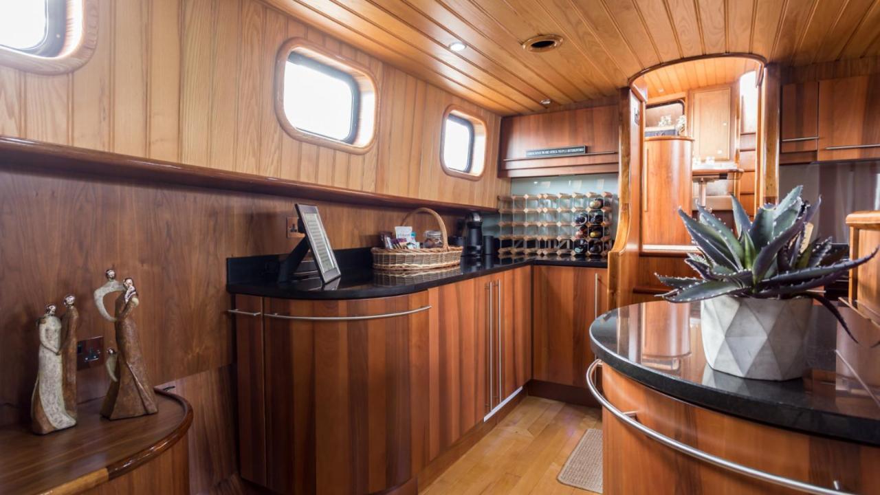 Dream Catcher Botel Poole